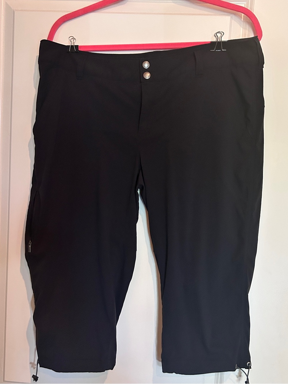 PLUS Columbia Omni-Shield Advanced Repellent Capri Pants Size 16 | Black Hiking